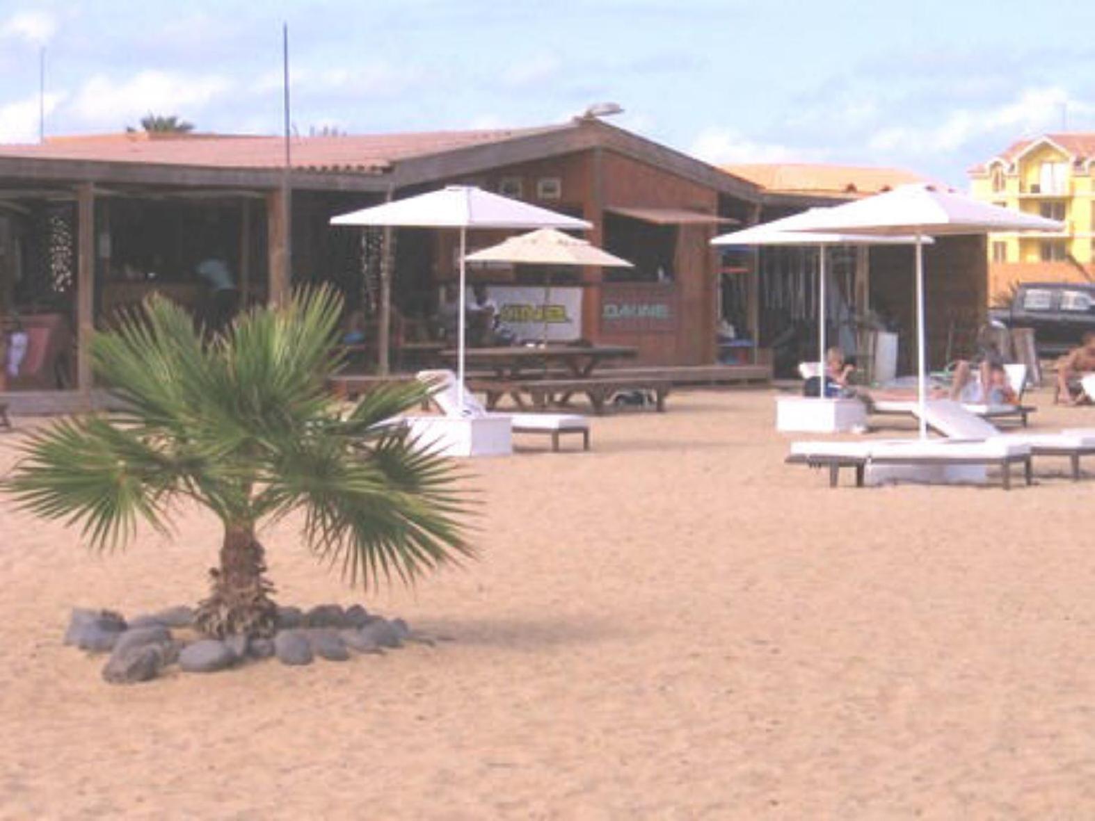 Capo Verde Vacanze Azalea Санта Мария Екстериор снимка